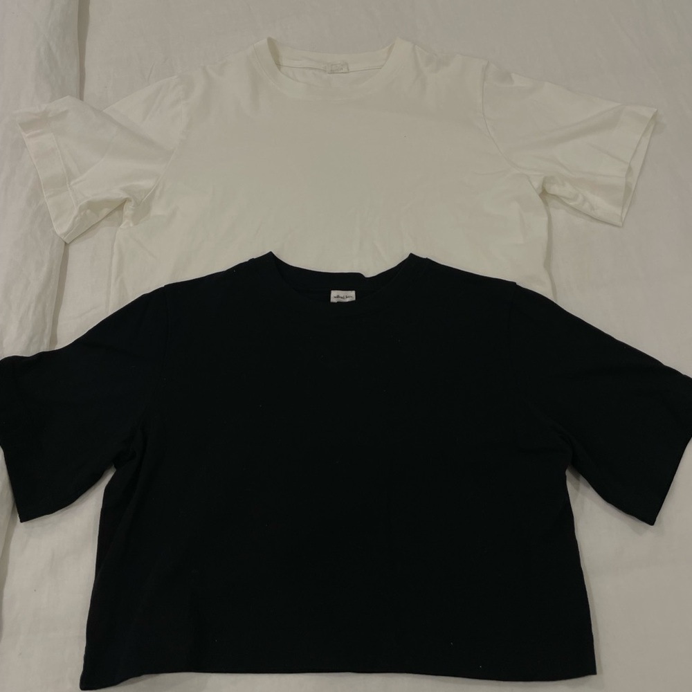 BUNDLE OF 2 WILFRED FREE TSHIRTS SZ XS